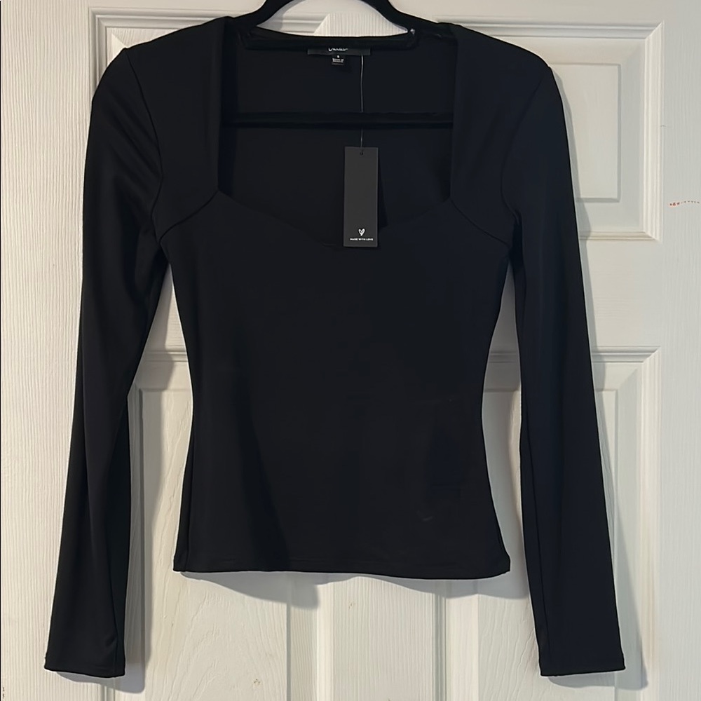 Lulu's Black Fitted Long Sleeve Tee